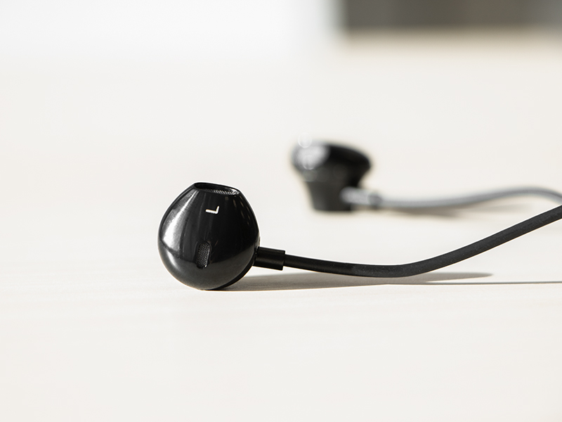 AURICOLARI C/MICROFONO BLUETOOTH BK - immagine 2